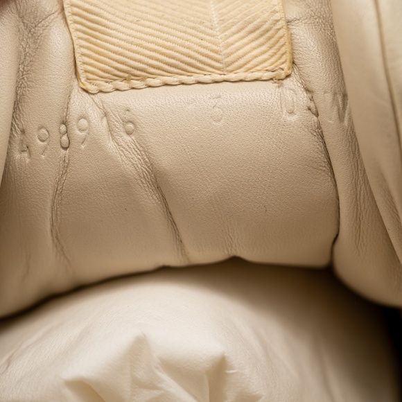 size 13G - Gucci Rhyton Distressed Sneaker Ivory Leather main image 5